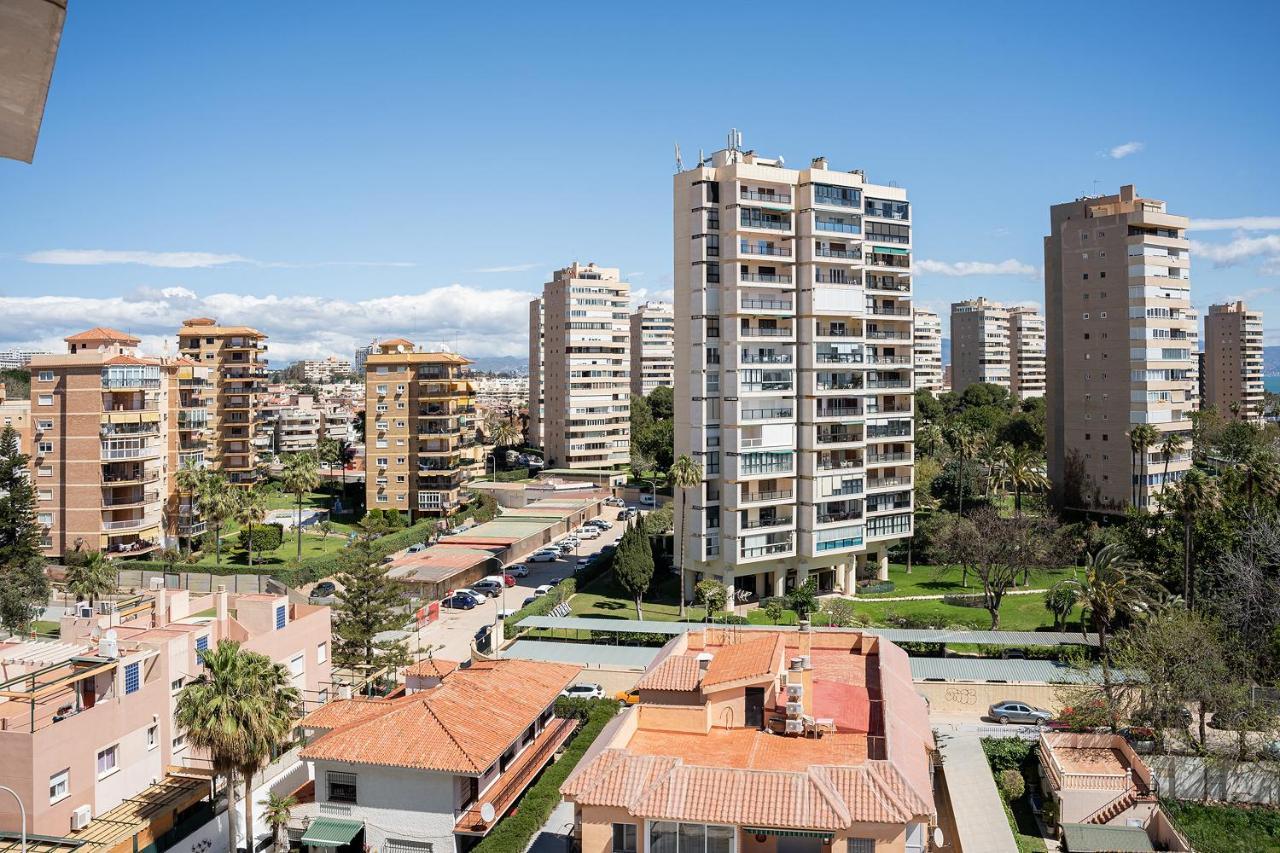 Апартаменты Monko Santa Catalina Торремолинос Экстерьер фото